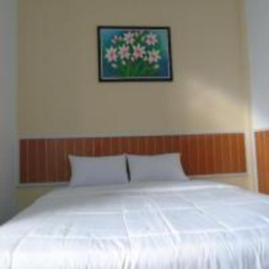 Hotel Permata Zamrud Cirebon Esterno foto